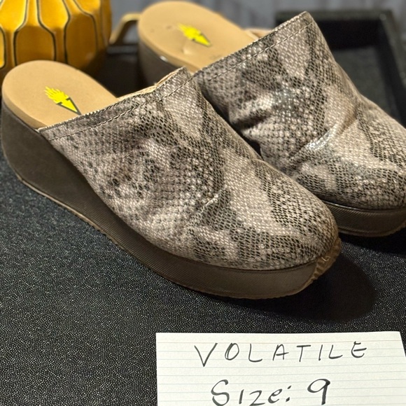 Volatile Snakeskin Pattern Mules - Picture 2 of 2